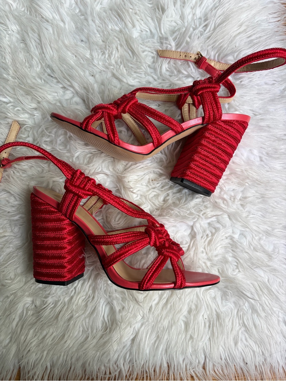 NWT CAbi Red Knotted Rope Block Heel Sandals